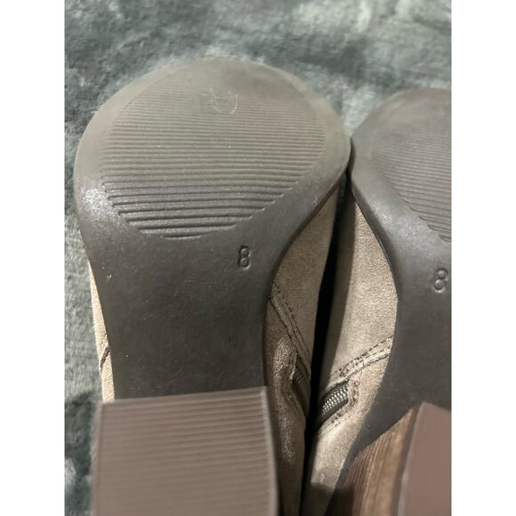 Franco Fortini Lyza brown suede stacked heel booties, Size 8 - Picture 9 of 14